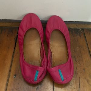 Tieks by Gavrieli Italian Leather Ballet Flats in matte fuschia  Size: 7